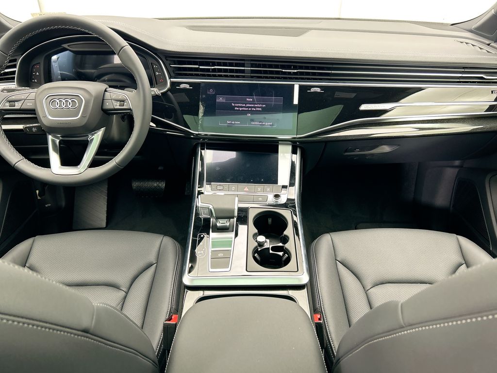 Thumbnail: 2025 Audi Q7 - 13