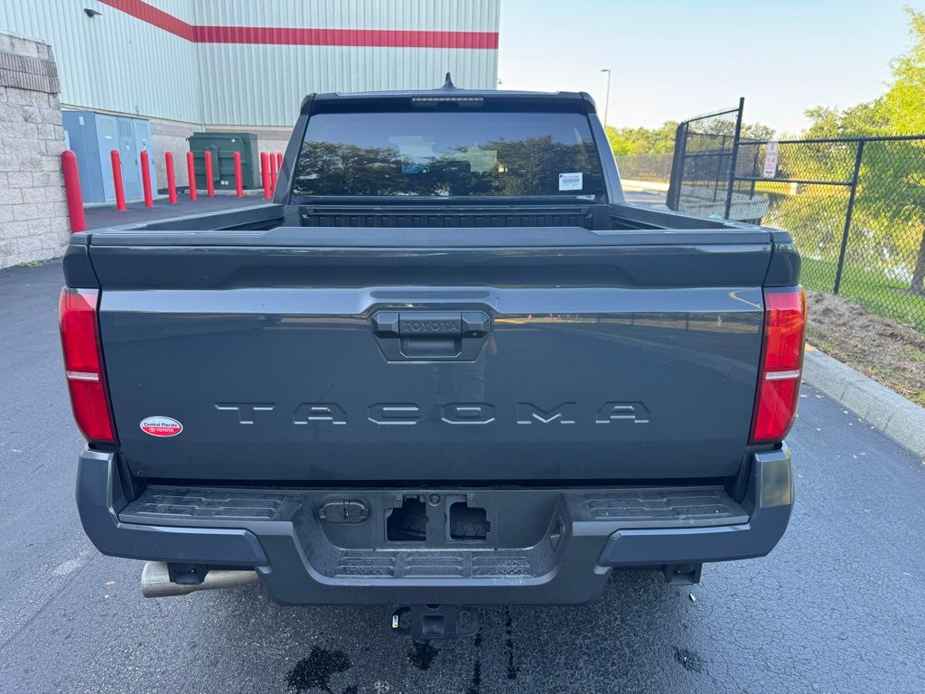 2024 Toyota Tacoma SR5 4