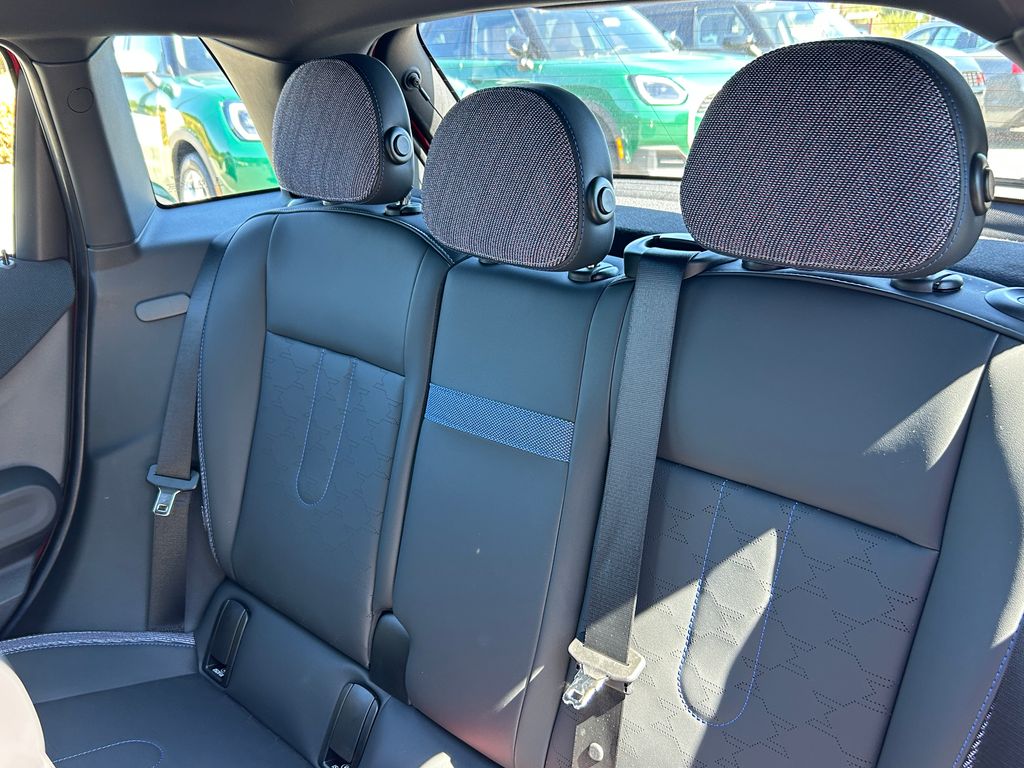 Thumbnail: 2025 MINI Cooper Hardtop - 31