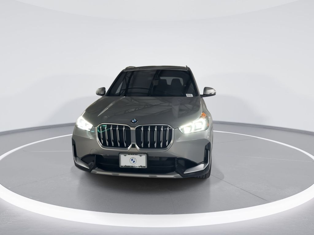 2025 BMW X1 xDrive28i 3