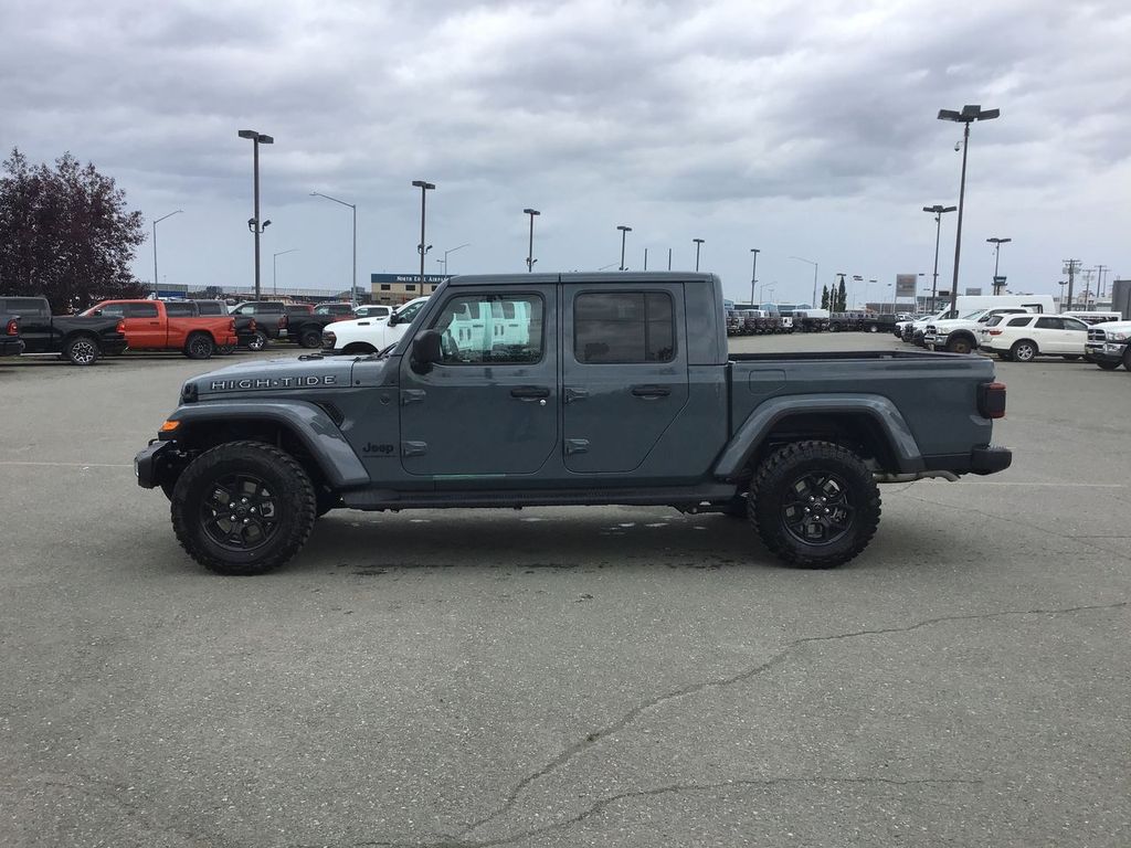 2025 Jeep Gladiator High Tide