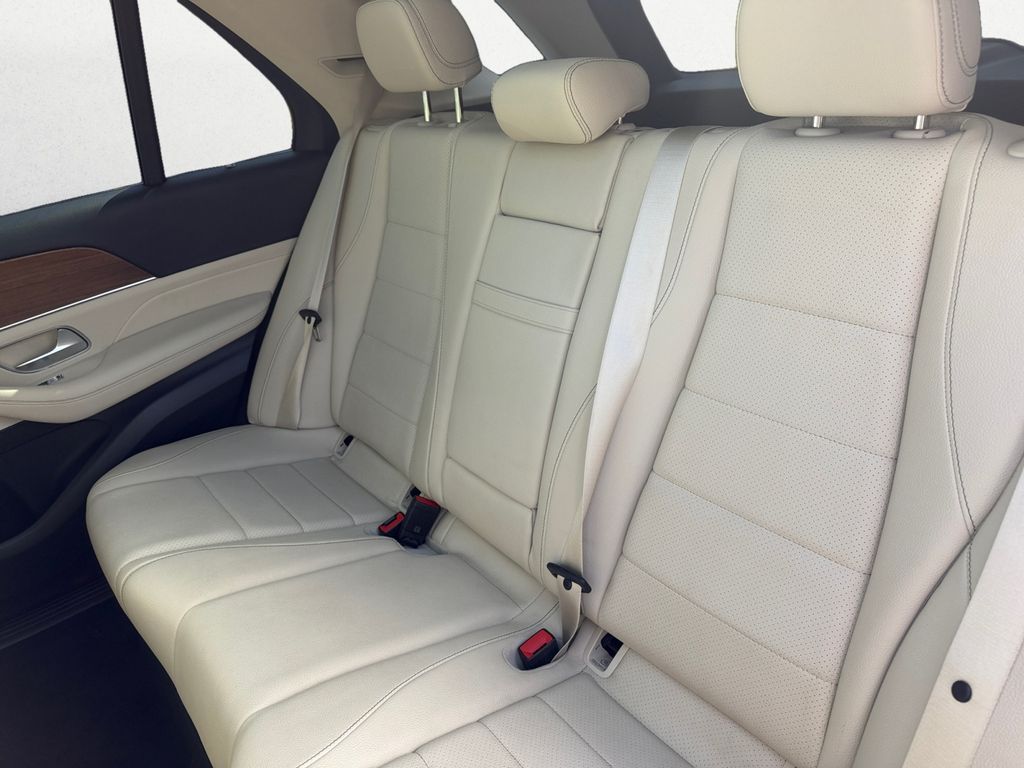 used 2022 Mercedes-Benz GLE car, priced at $32,767