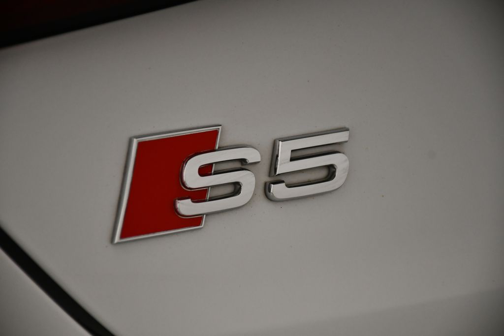 Thumbnail: 2023 Audi S5 - 9