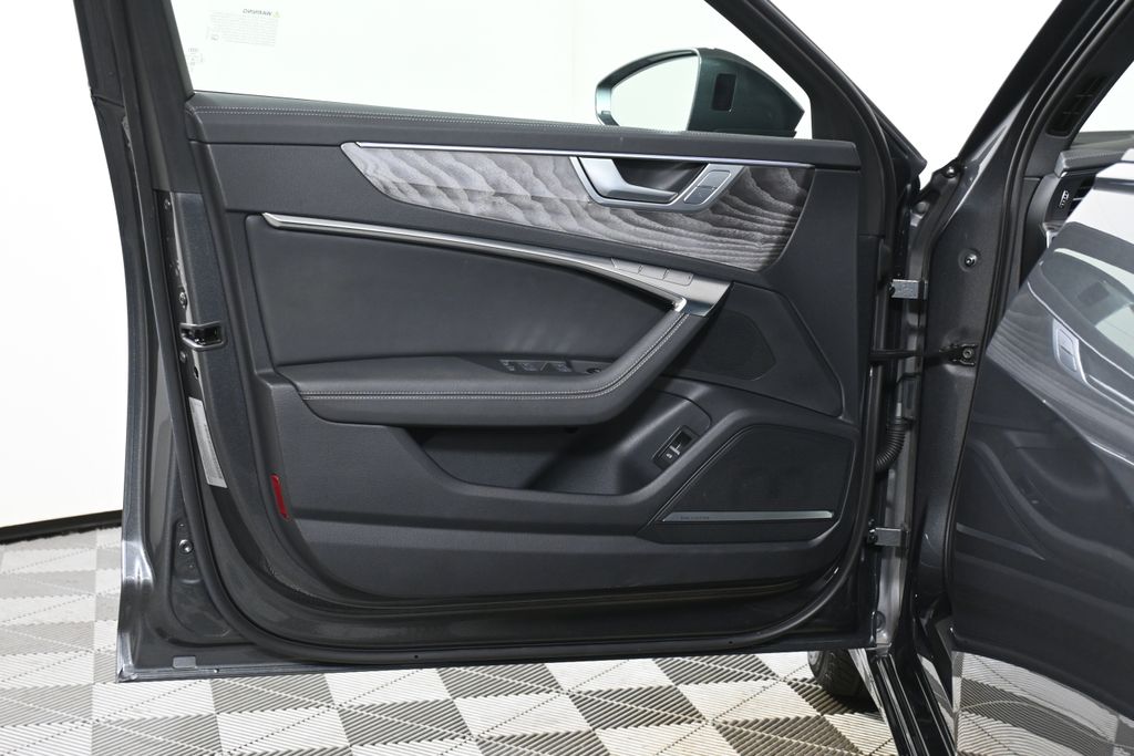 Thumbnail: 2025 Audi A6 - 29