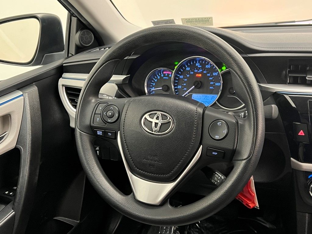 Thumbnail: 2014 Toyota Corolla - 16