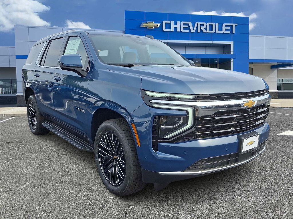 Thumbnail: 2025 Chevrolet Tahoe - 2