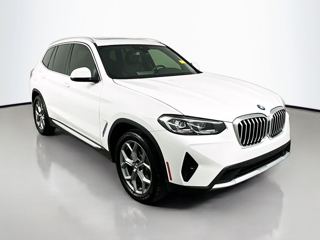 Thumbnail: 2022 BMW X3 - 3