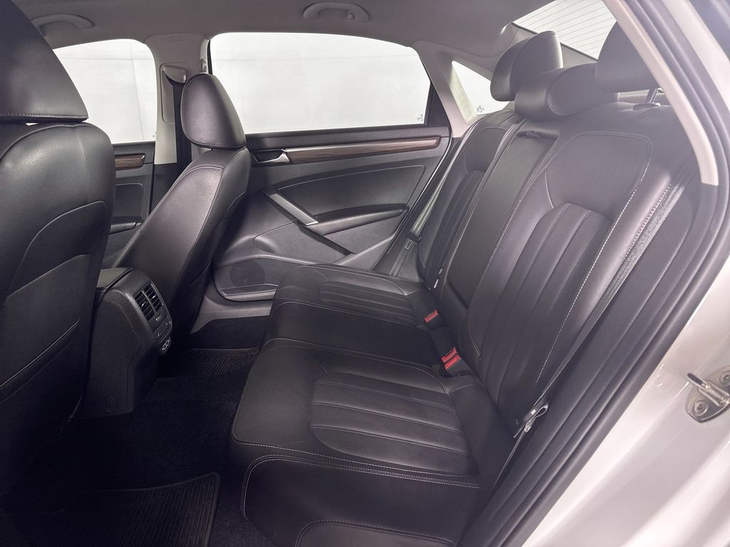 2020 Volkswagen Passat 2.0T SEL