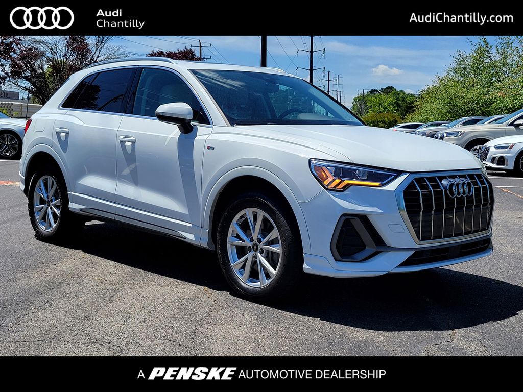 Thumbnail: 2024 Audi Q3 - 1