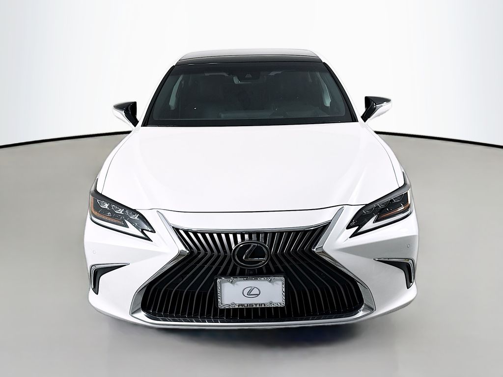 Thumbnail: 2019 Lexus ES - 2