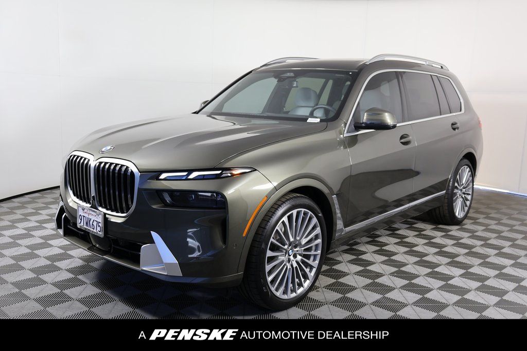Thumbnail: 2025 BMW X7 - 1