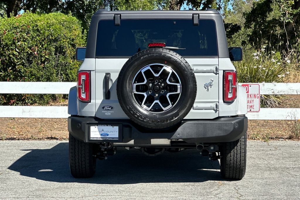 New 2026 White Ford Outer Banks image 5