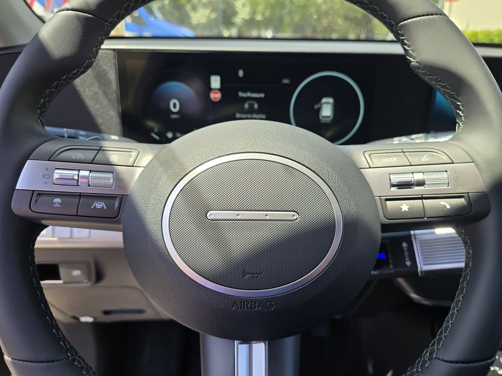 New 2026 White Hyundai SEL Premium image 17