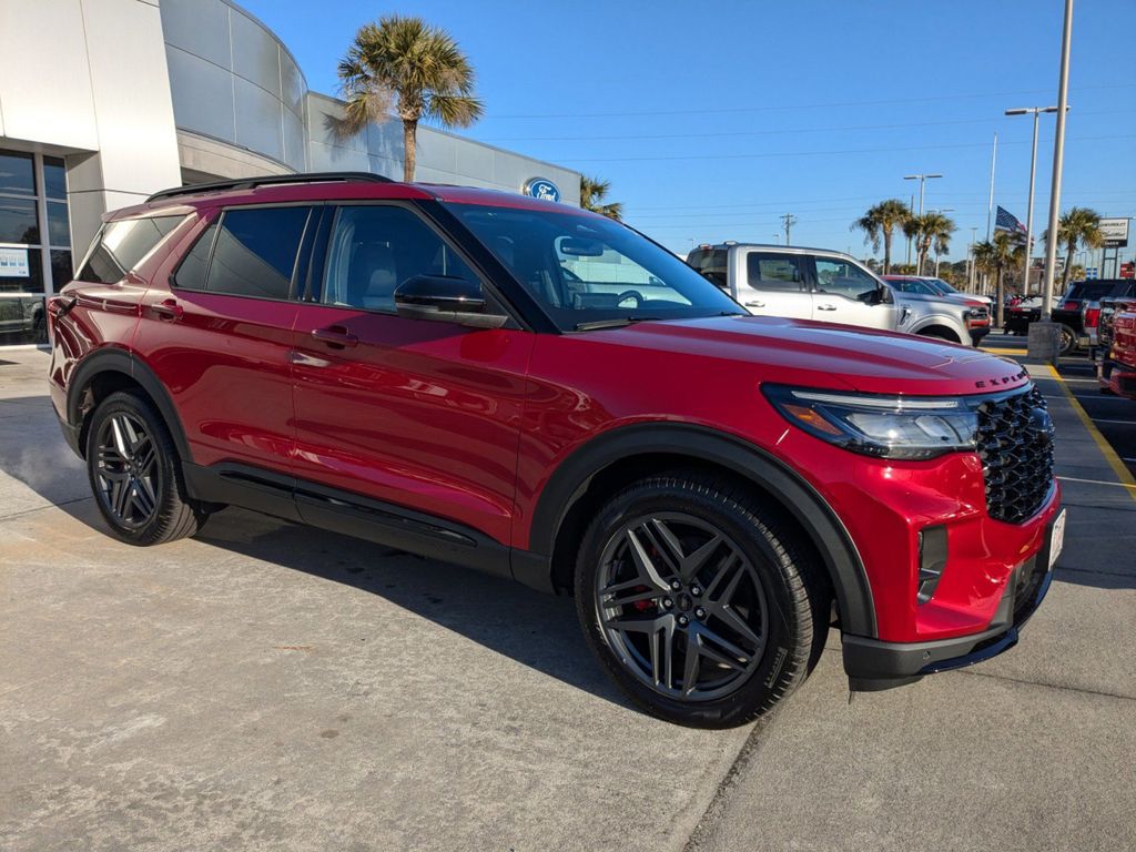 2025 Ford Explorer ST