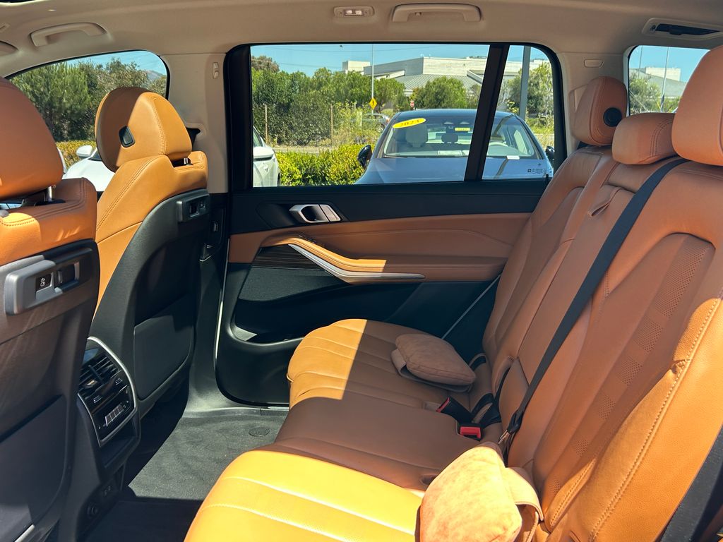 Thumbnail: 2021 BMW X7 - 29