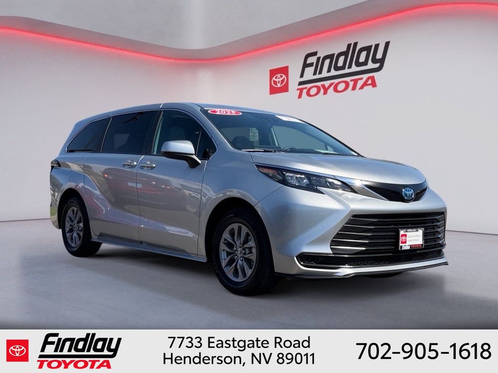 Used 2025 Toyota Sienna Van