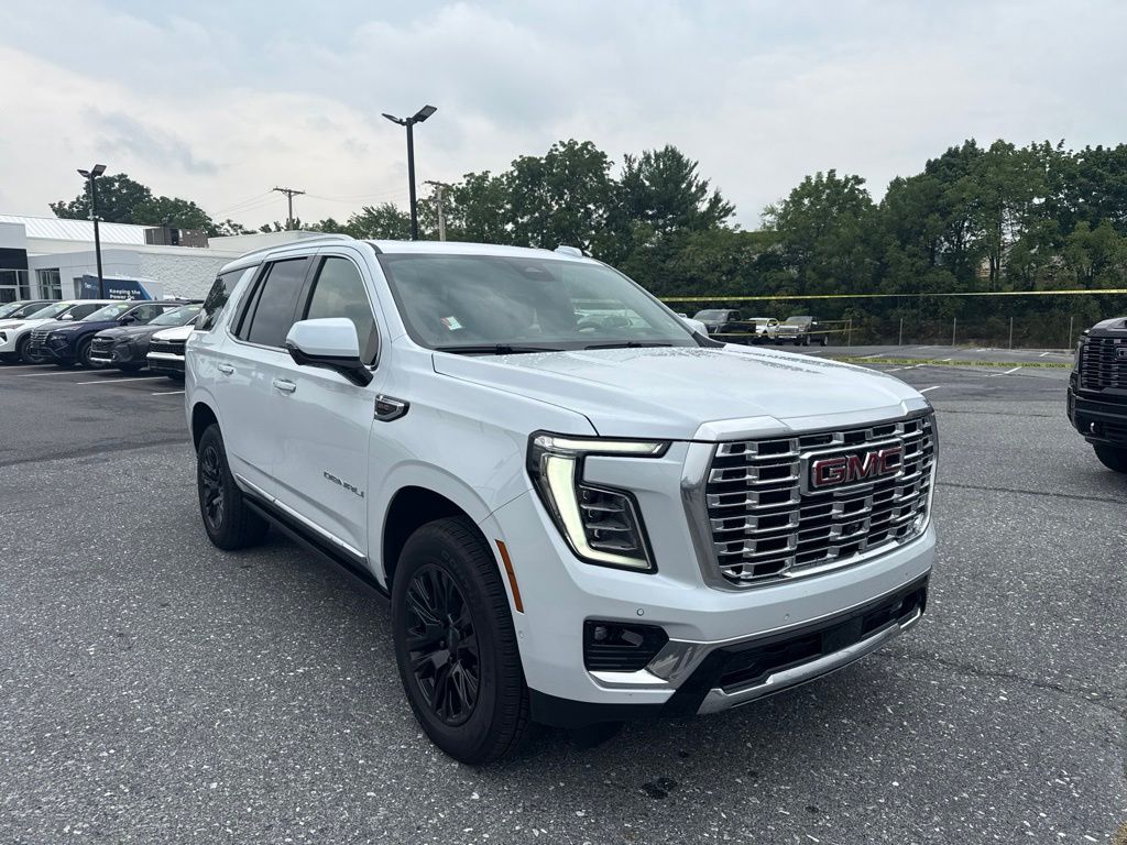 Glacier White 2026 GMC Yukon SUV / Crossover Four-Wheel Drive
