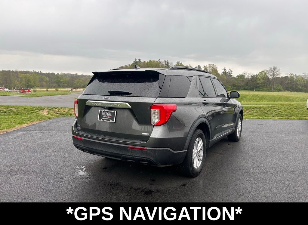 View vehicle photo 7