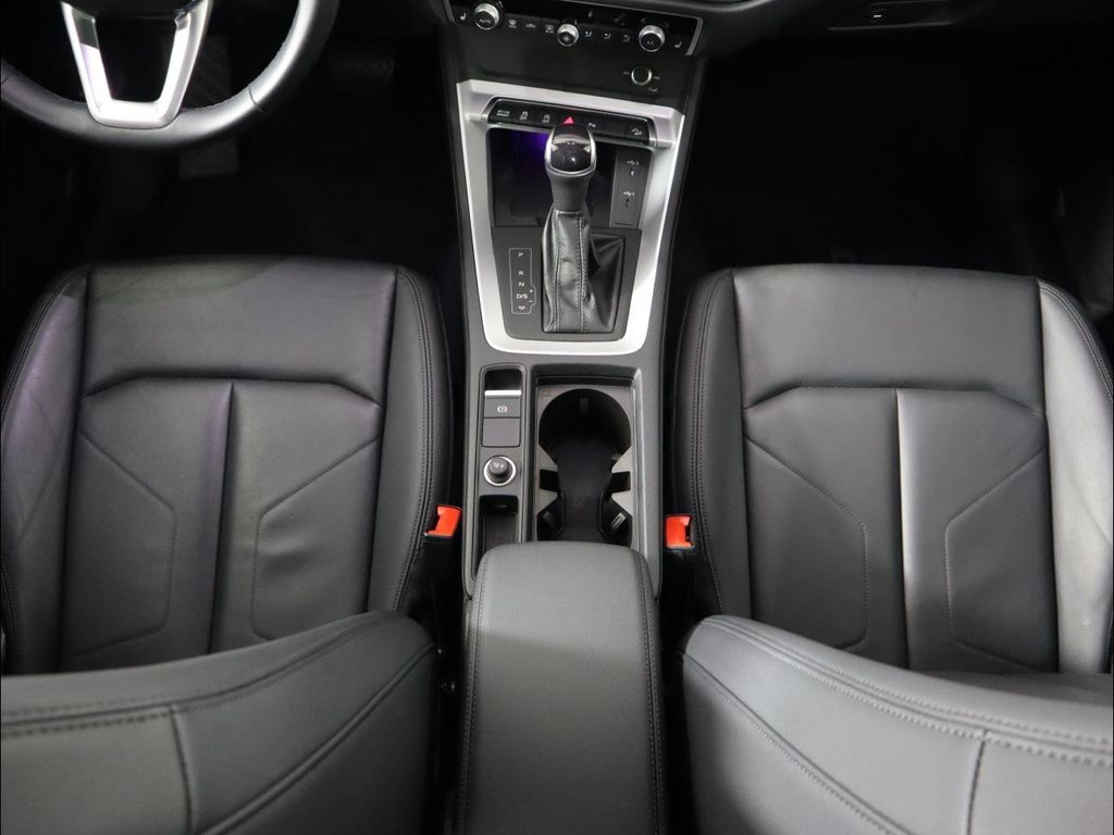 Thumbnail: 2023 Audi Q3 - 17