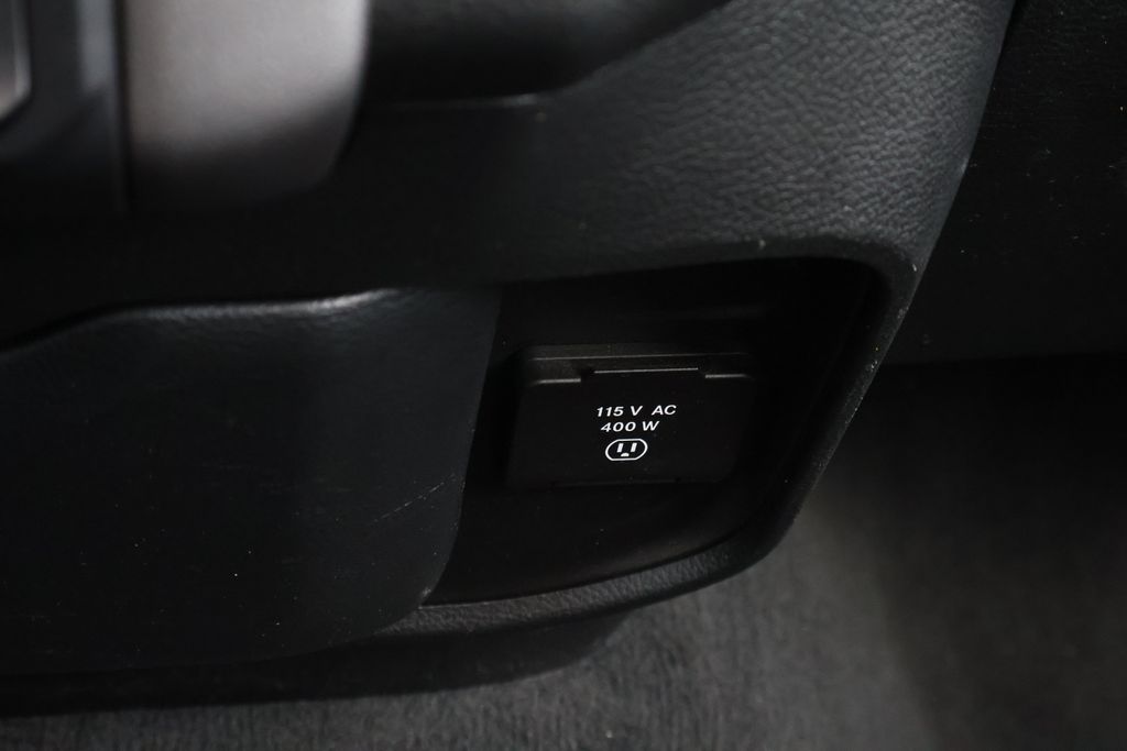 Thumbnail: 2022 RAM 1500 - 23