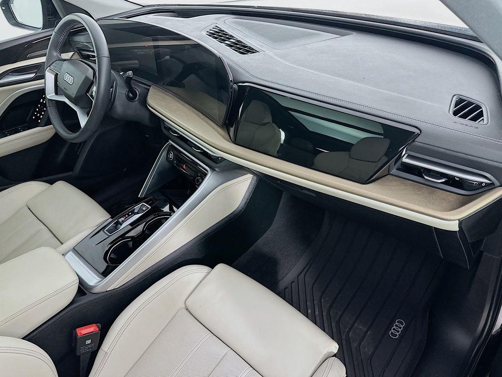 AudiQ532