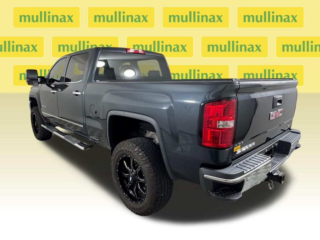 Used 2019 Gray GMC SLT image 10