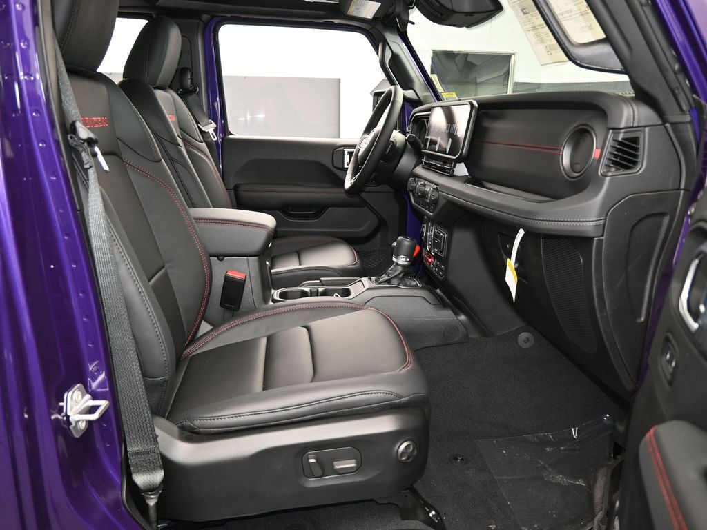 New 2026 Reign Jeep Rubicon image 39