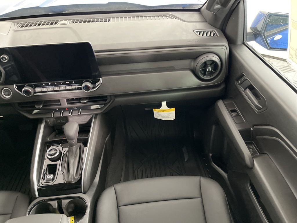 Thumbnail: 2026 Chevrolet Colorado - 14