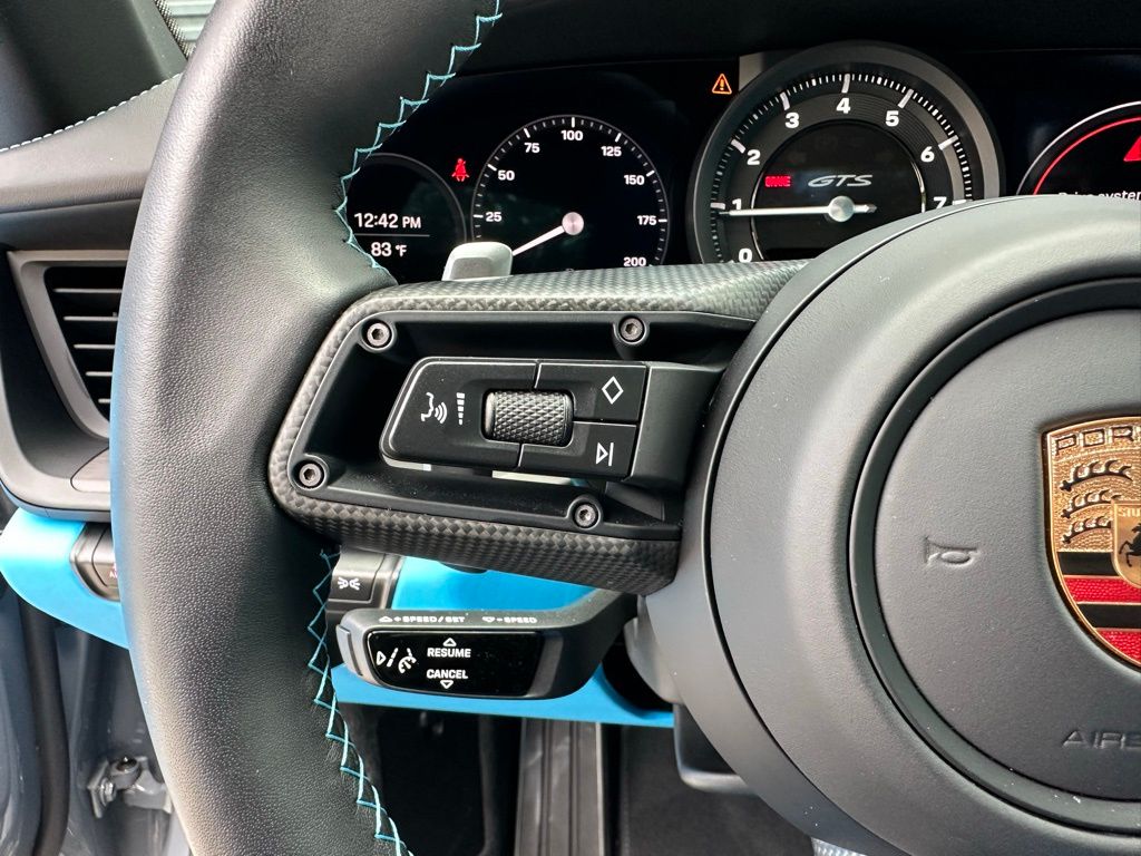 Thumbnail: 2024 Porsche 911 - 19