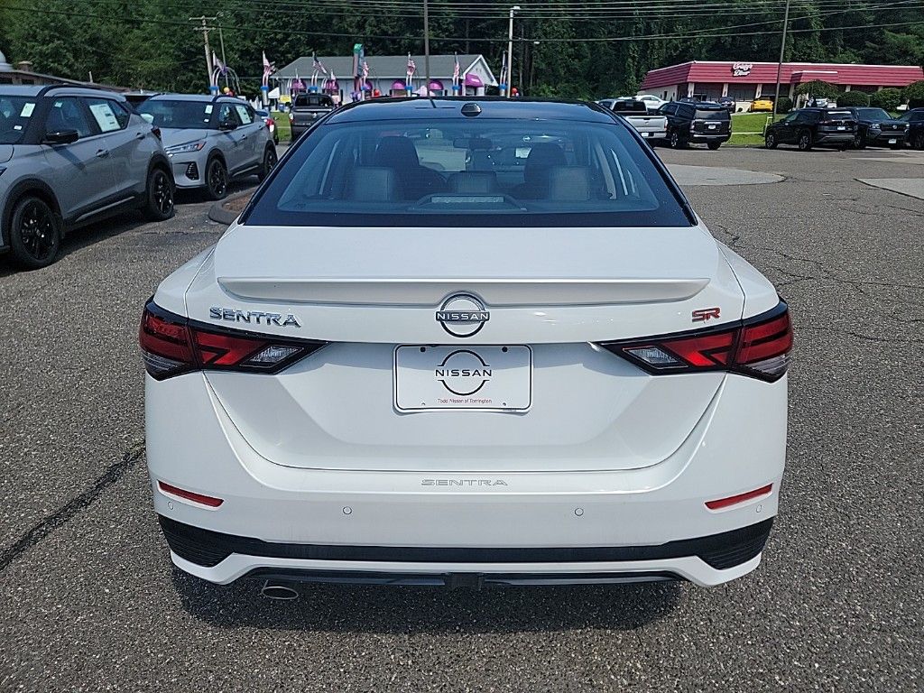 2024 Nissan Sentra SR 4