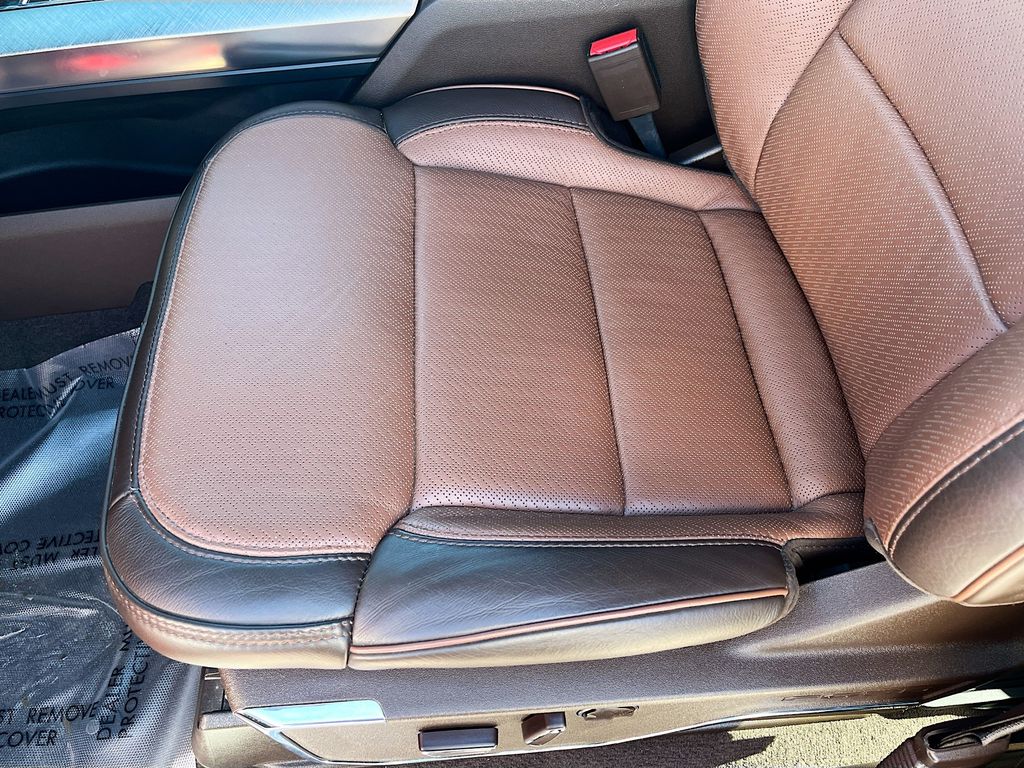 Used 2023 Red Ford King Ranch image 20