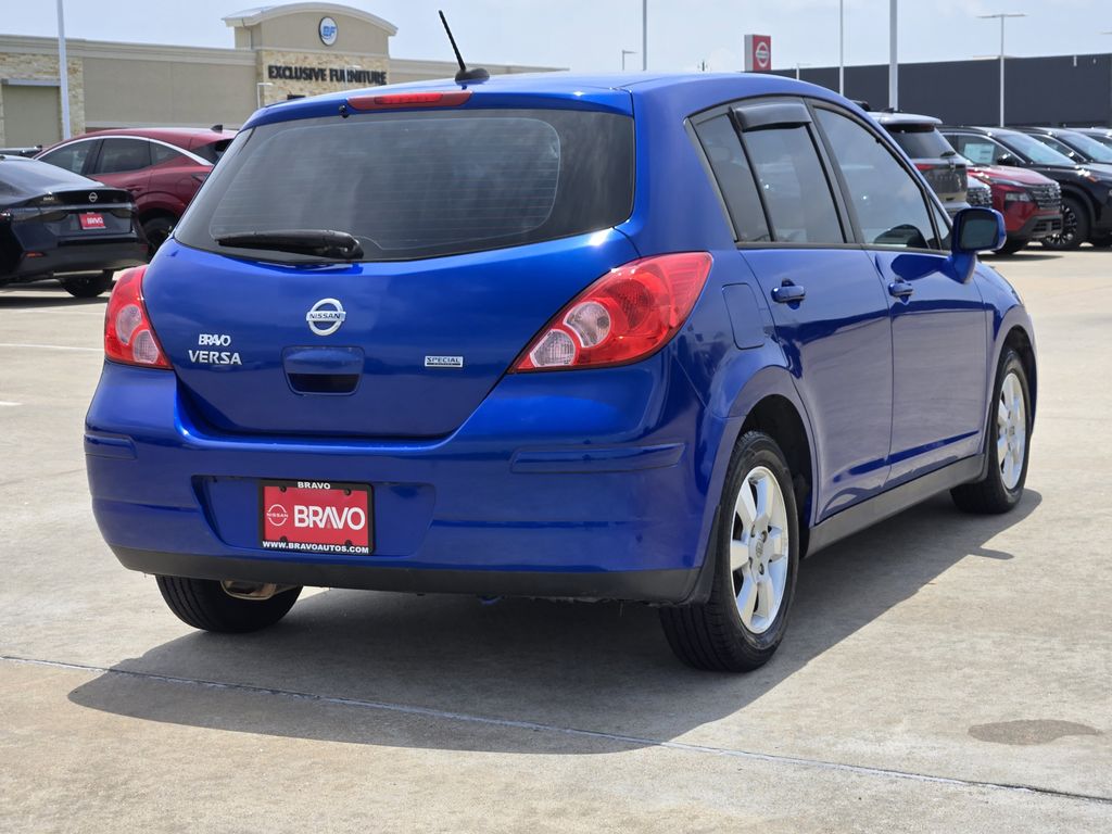 2012 Nissan Versa 1.8 S - 3