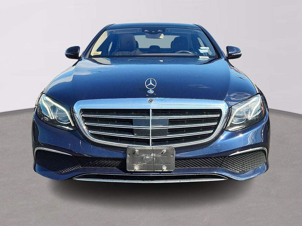 Thumbnail: 2019 Mercedes-Benz E-Class - 2