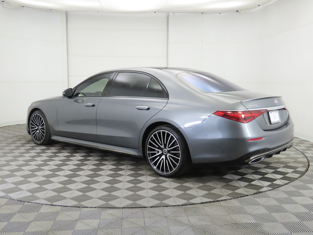 Thumbnail: 2023 Mercedes-Benz S-Class - 7