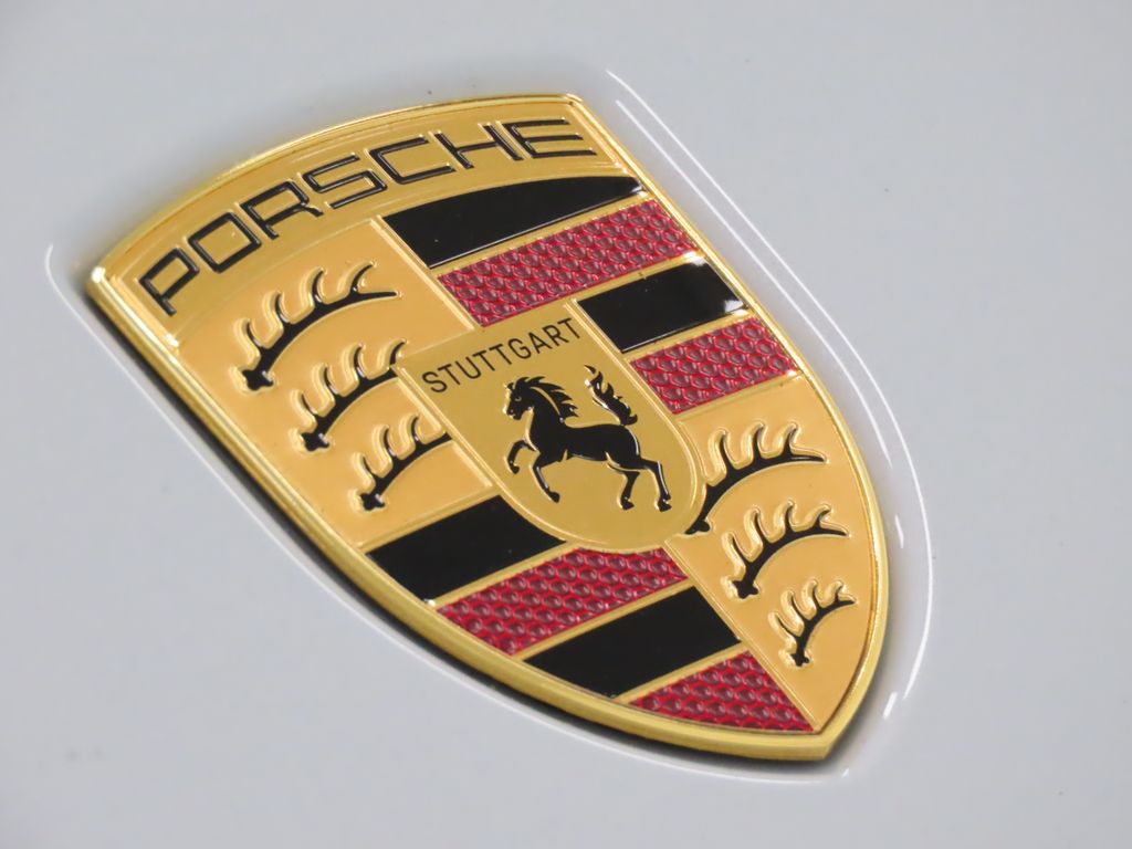 Thumbnail: 2025 Porsche Macan - 14