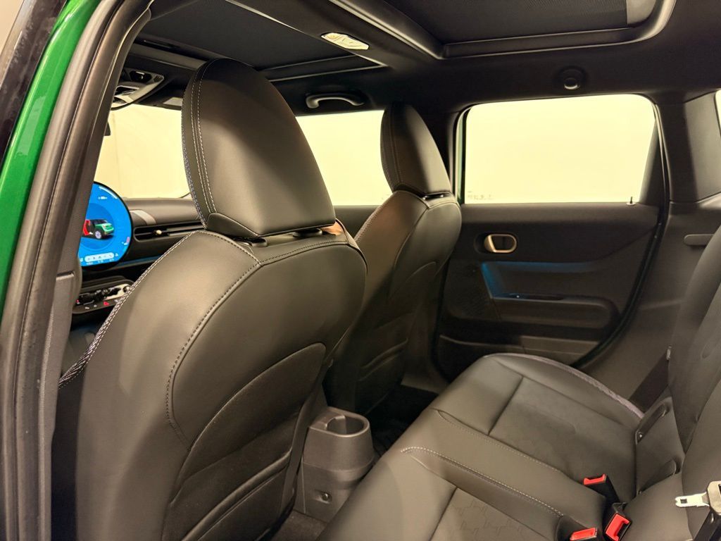 Thumbnail: 2026 MINI Cooper - 20