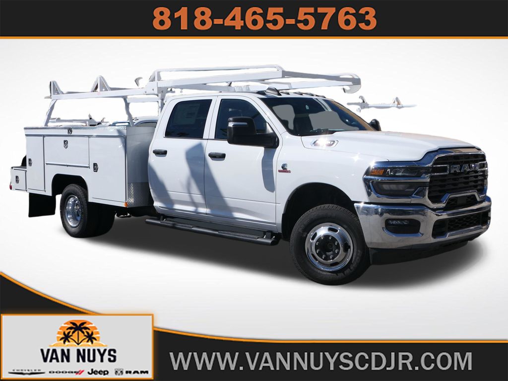 2026 RAM 3500 Chassis Tradesman Crew Cab LB DRW 4WD