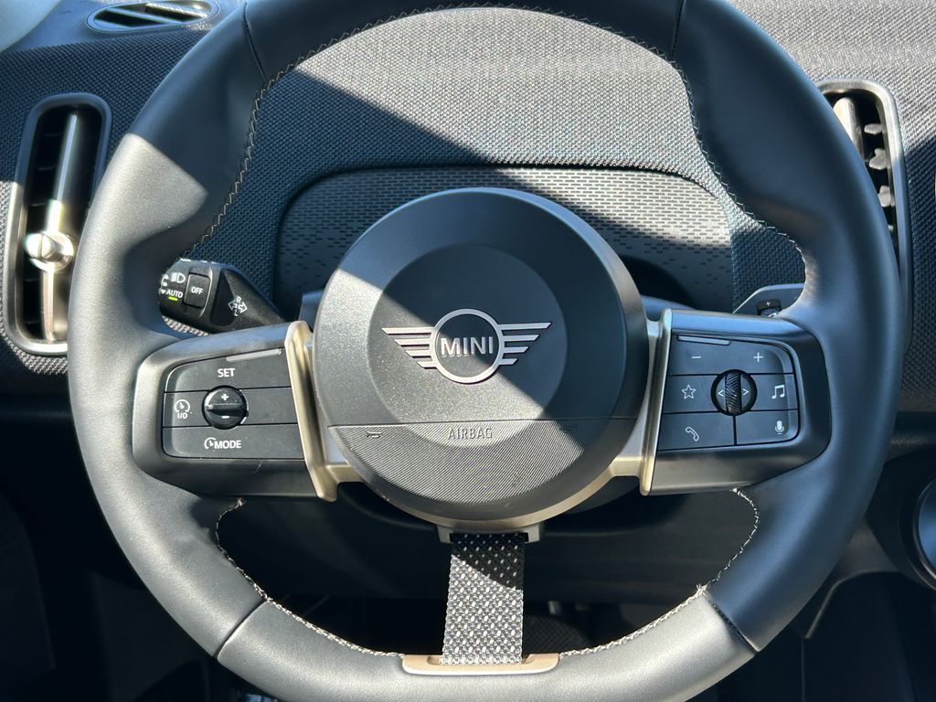 Thumbnail: 2025 MINI Cooper Countryman - 18
