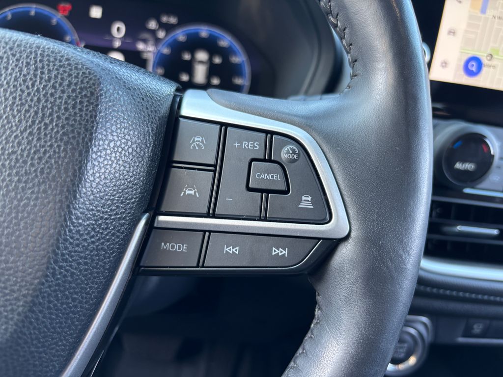 Thumbnail: 2024 Toyota Grand Highlander - 12