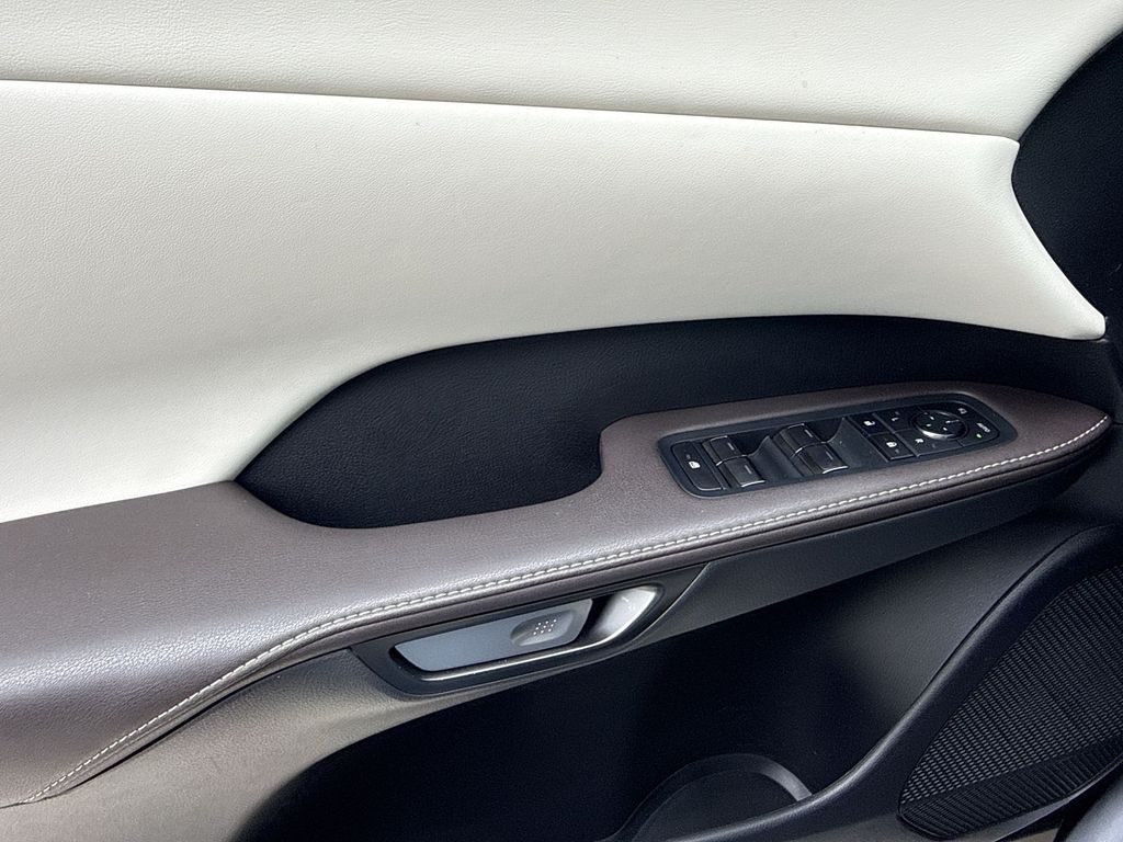 Thumbnail: 2023 Lexus RX - 29