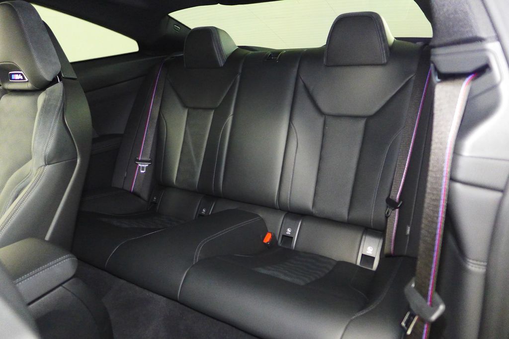 Thumbnail: 2024 BMW M4 - 21