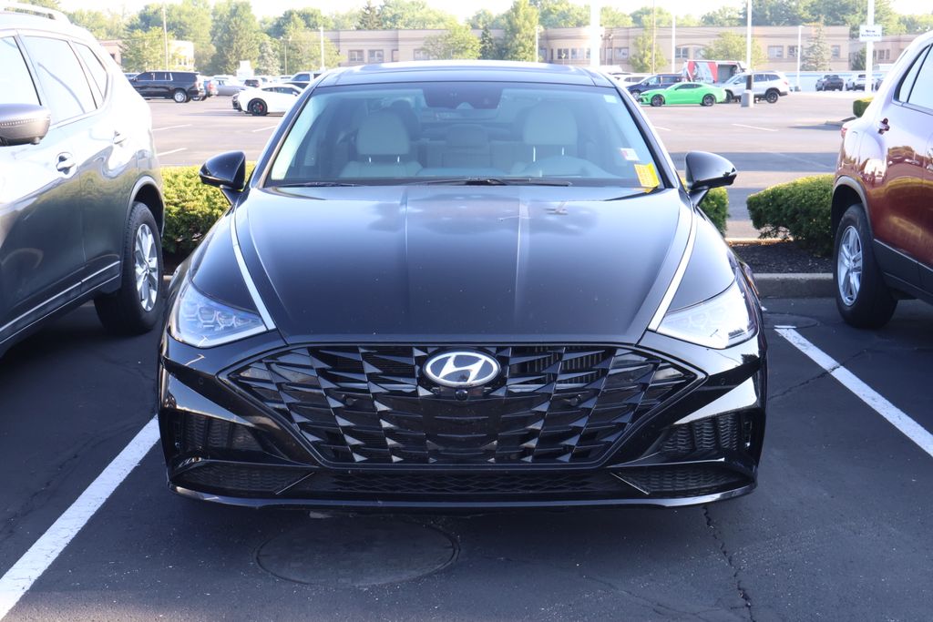 Thumbnail: 2023 Hyundai Sonata - 2