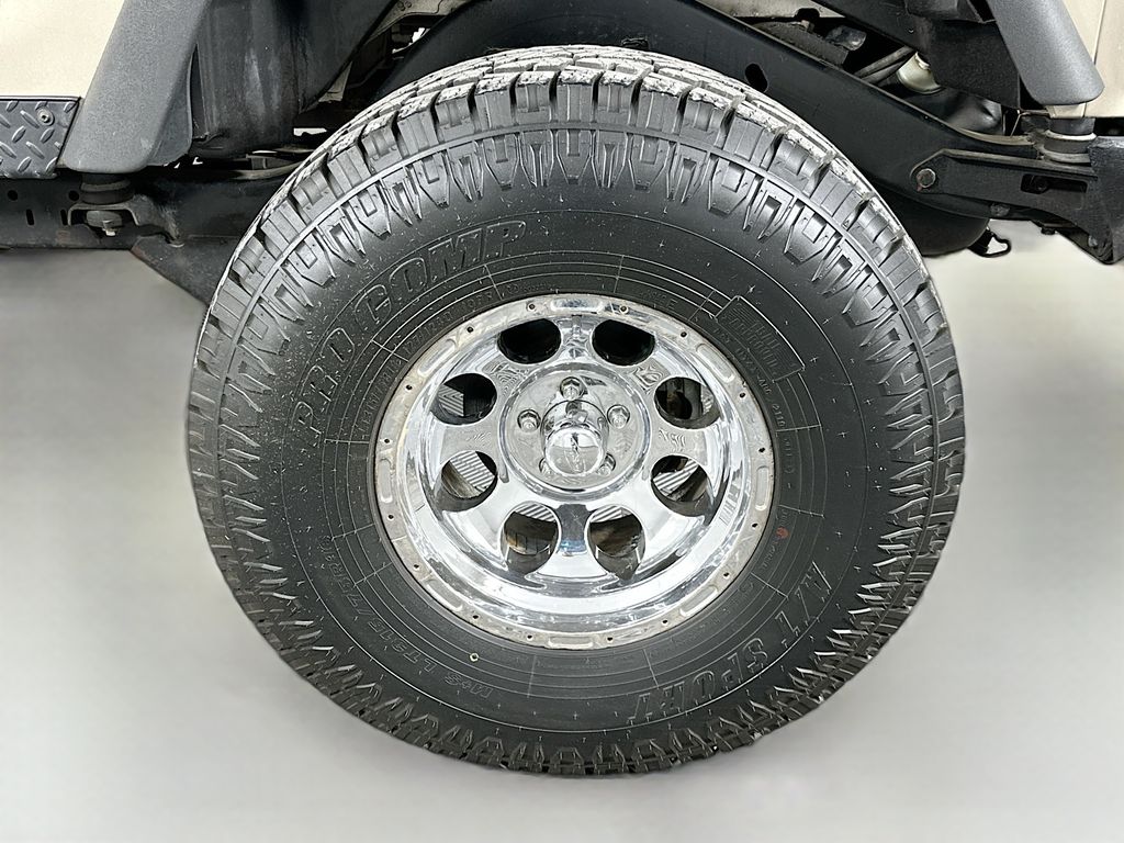 Thumbnail: 2004 Jeep Wrangler - 29