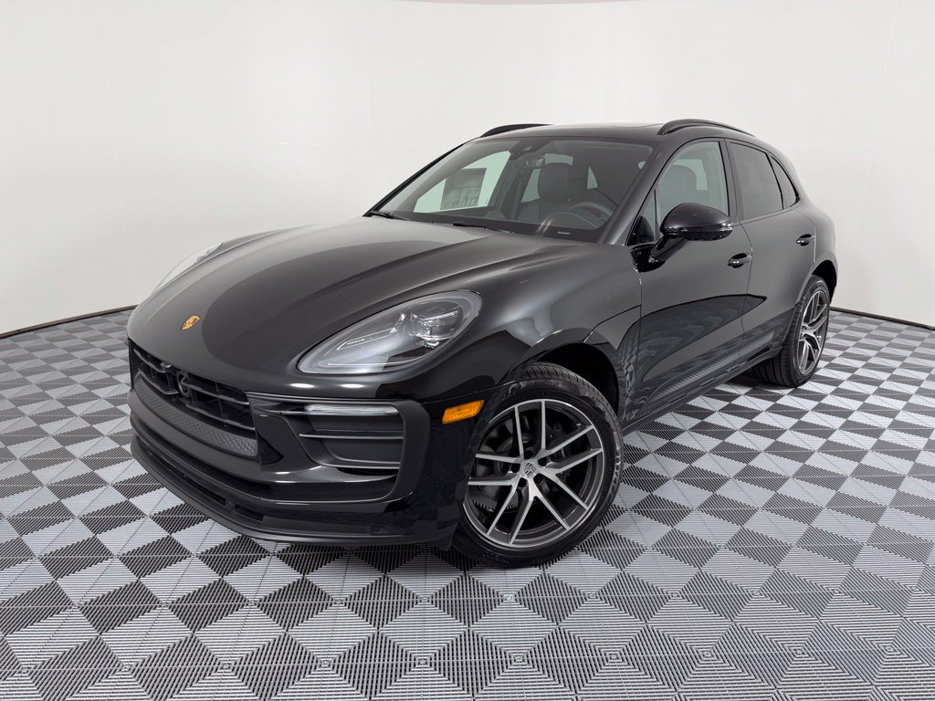 Thumbnail: 2026 Porsche Macan - 1