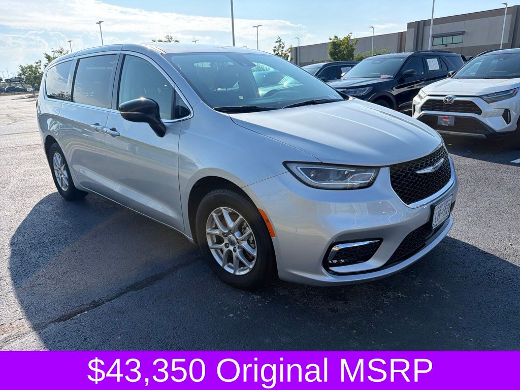 2024 Chrysler Pacifica