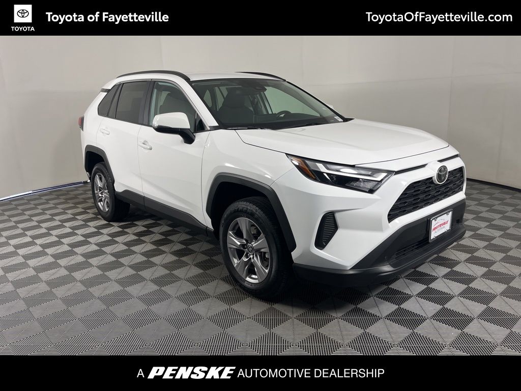 Thumbnail: 2025 Toyota RAV4 - 14