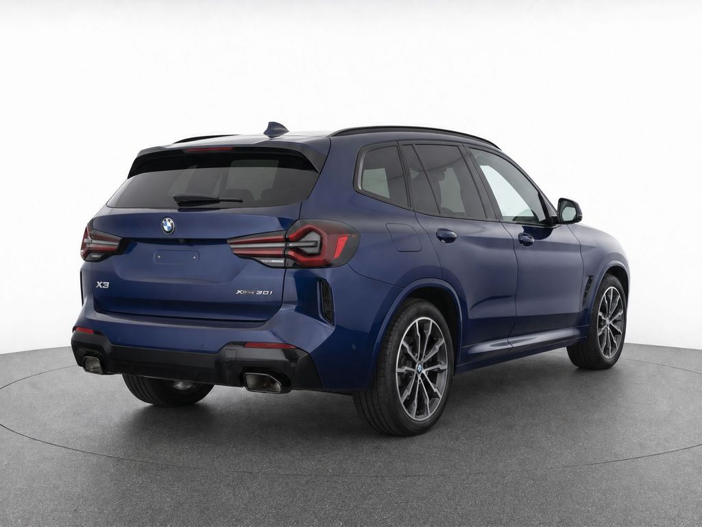 Thumbnail: 2023 BMW X3 - 3
