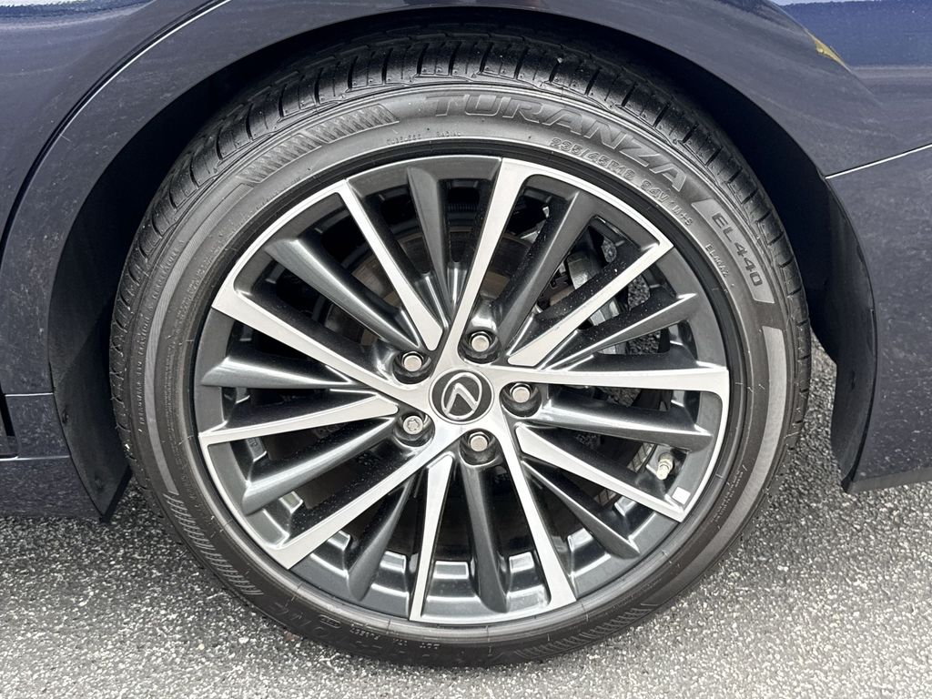 Thumbnail: 2025 Lexus ES - 31