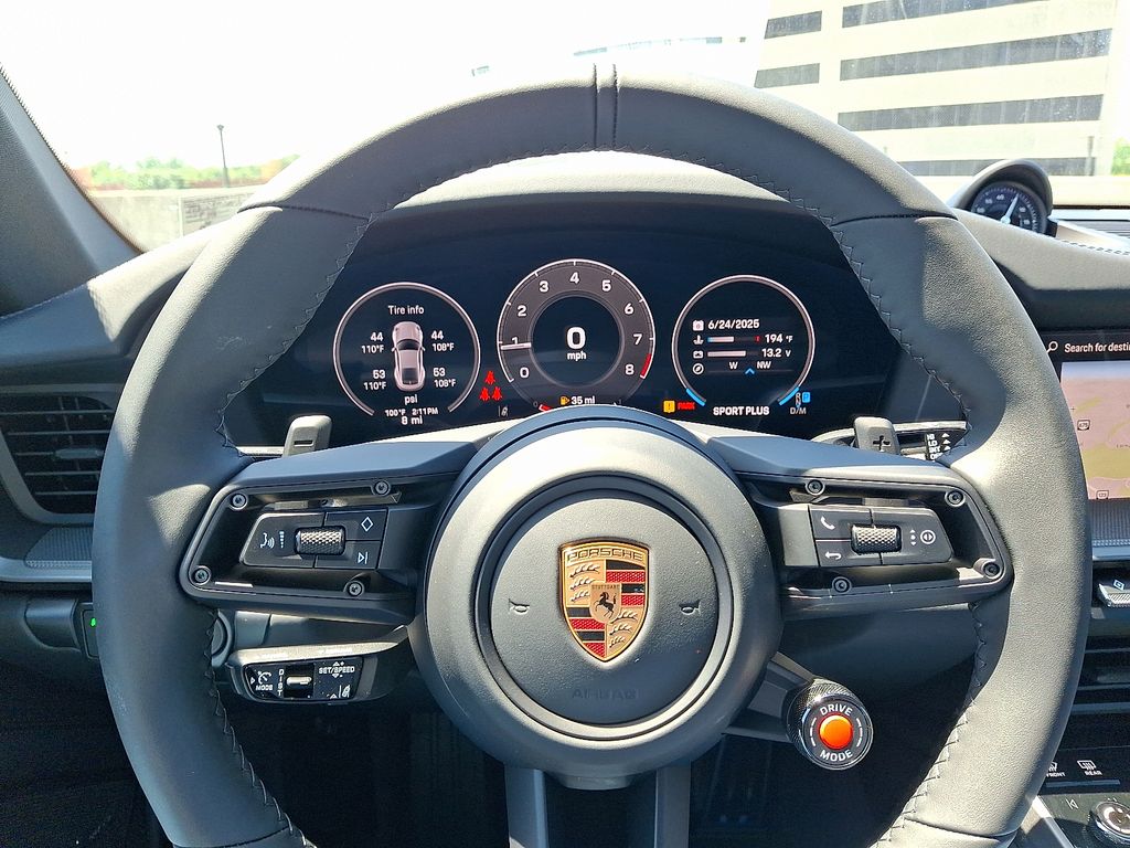 Thumbnail: 2025 Porsche 911 - 19