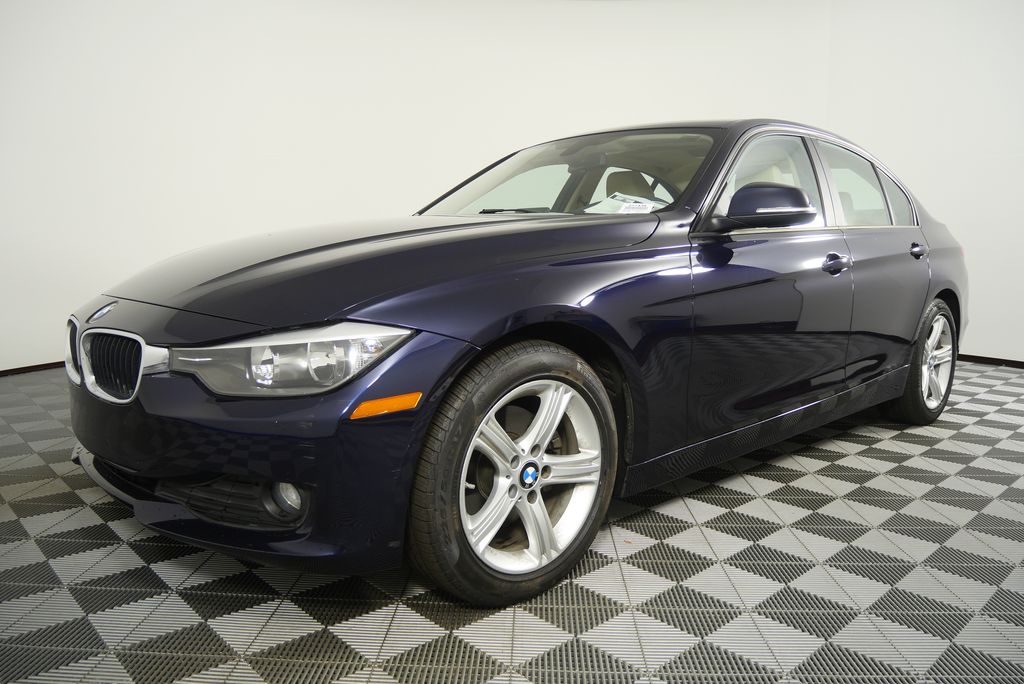 Thumbnail: 2013 BMW 3 Series - 8